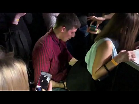 ❤️ Rus tungi klubida haqiqiy jinsiy aloqa. 18 yoshli rus qizi anus va qin ichida tungi klubda sikishdi ️ seks da pornoda uz.dreamypassionatespotlight.ru